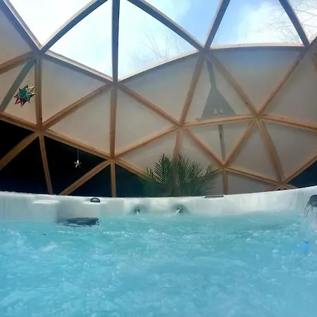 Romance - Stargazing - Hot Tub & Sauna! Camborne Exterior photo