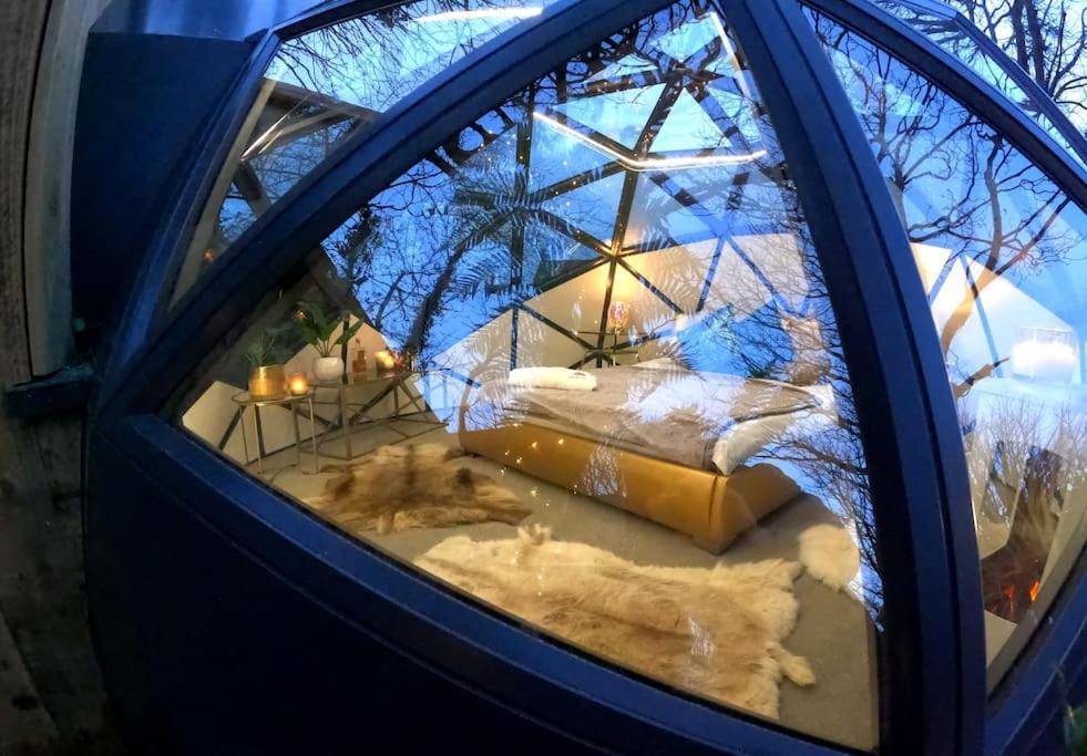Romance - Stargazing - Hot Tub & Sauna! Holiday home