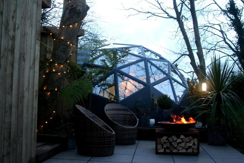 Holiday home Romance - Stargazing - Hot Tub & Sauna! Camborne