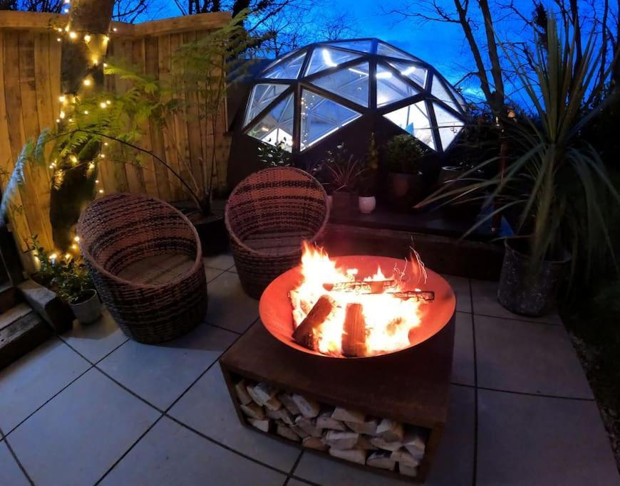 Romance - Stargazing - Hot Tub & Sauna! Holiday home *