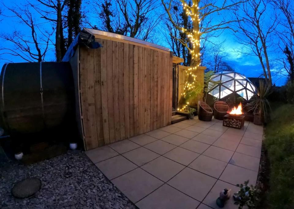 Romance - Stargazing - Hot Tub & Sauna!